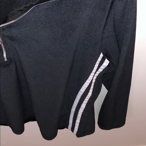 velvet black quarter zip - Picture 3 of 3